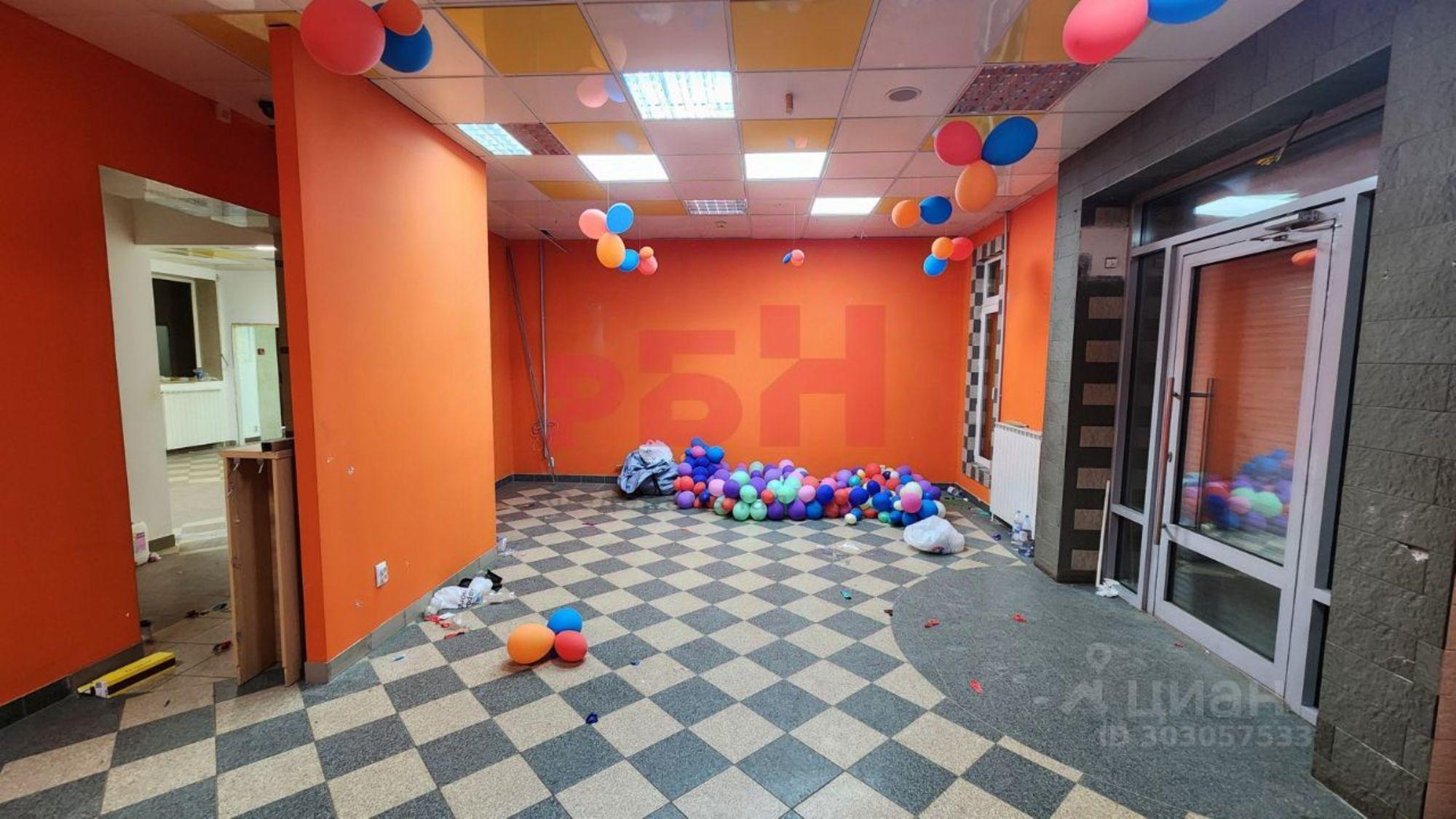 Купить торговое помещение за 17 871 400 рублей на ул Герцена, 3