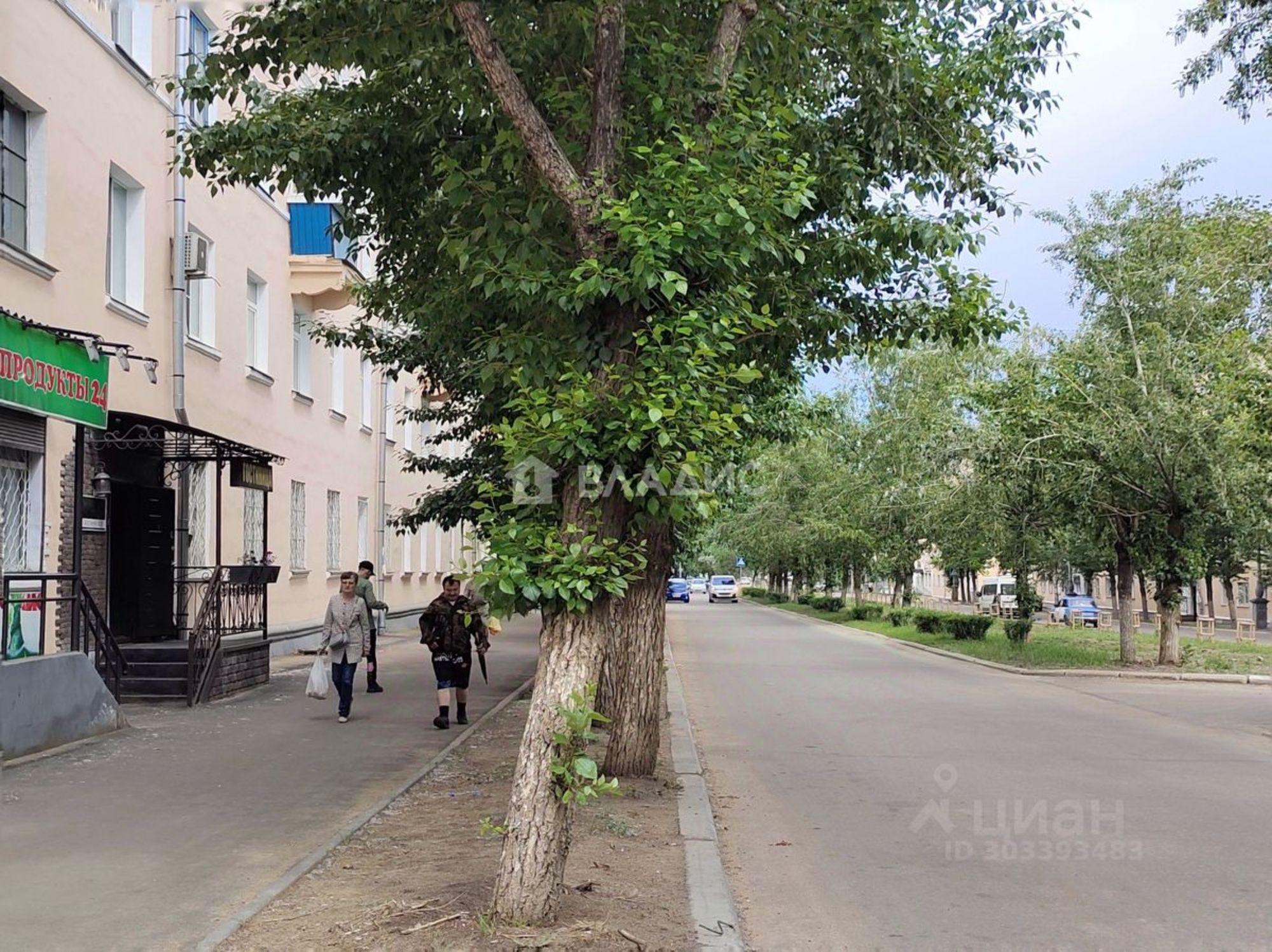 Купить ОСЗ, отдельно стоящее здание за 10 000 000 рублей на Октябрьская улица, 11