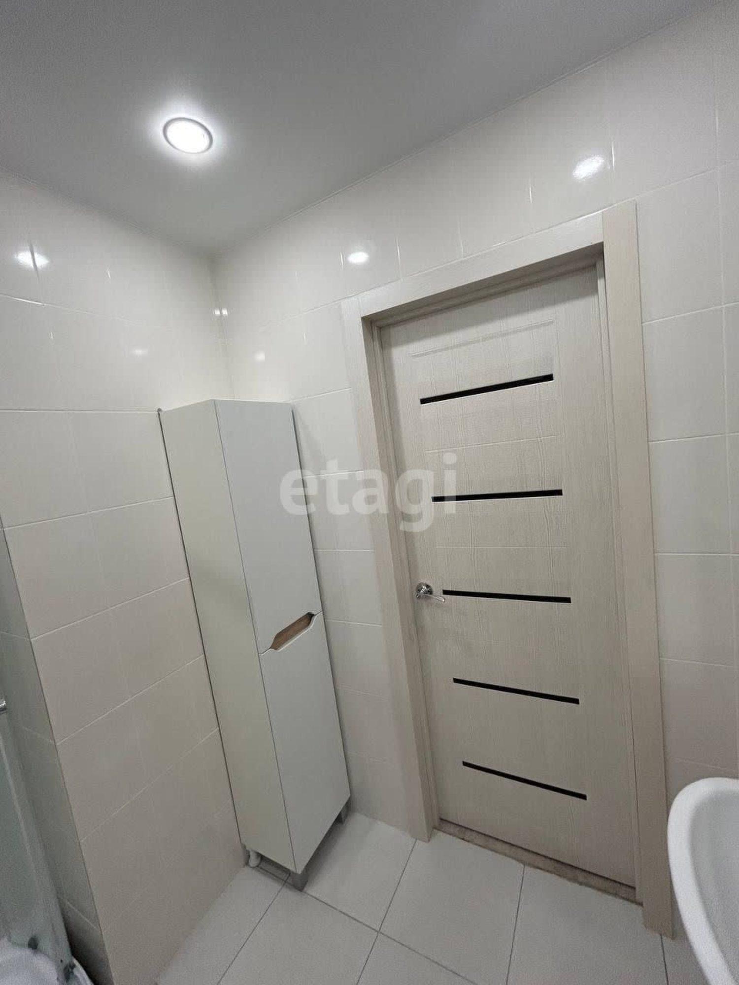 Сдать квартиру за 22 000 рублей на Петра Ершова, 10