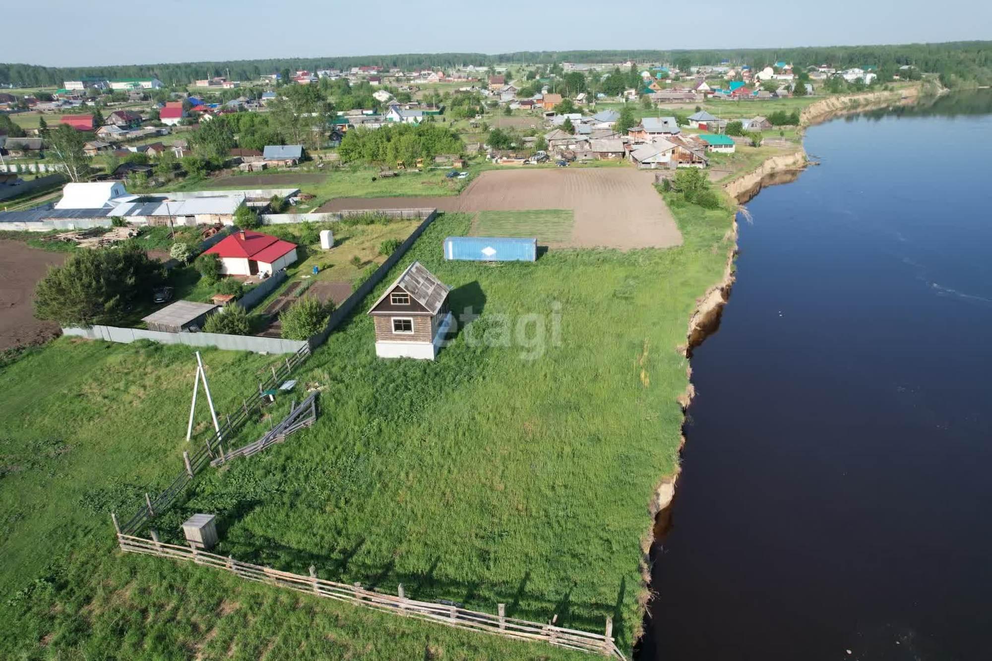 Купить дачу, дом, коттедж за 3 000 000 рублей на Советская, 3а