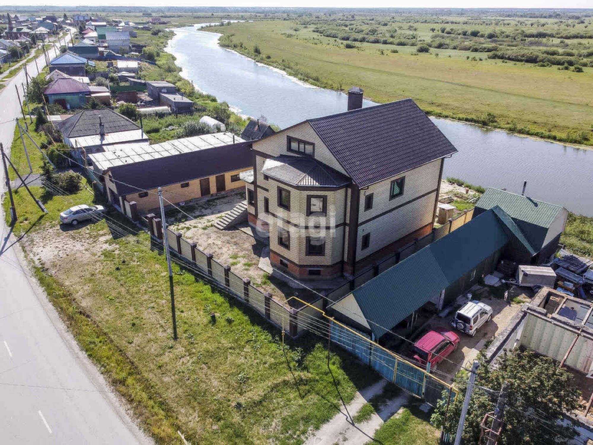 Купить дачу, дом, коттедж за 12 300 000 рублей на Аширбекова, 28
