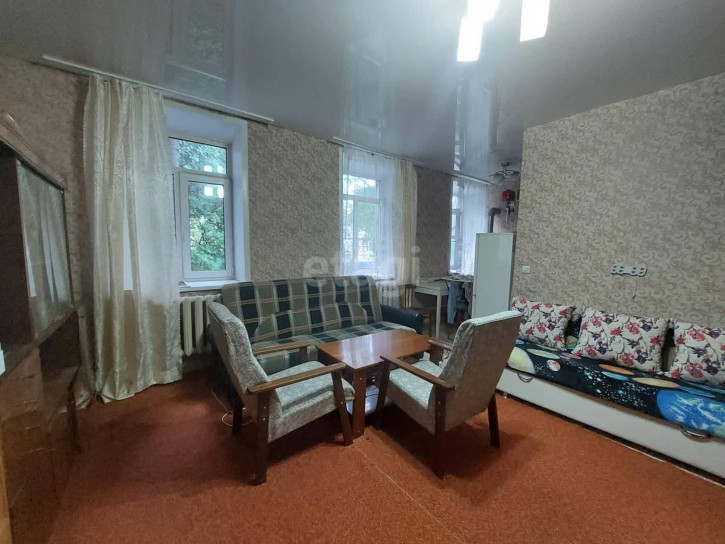 Студия Мичуринцев, 8