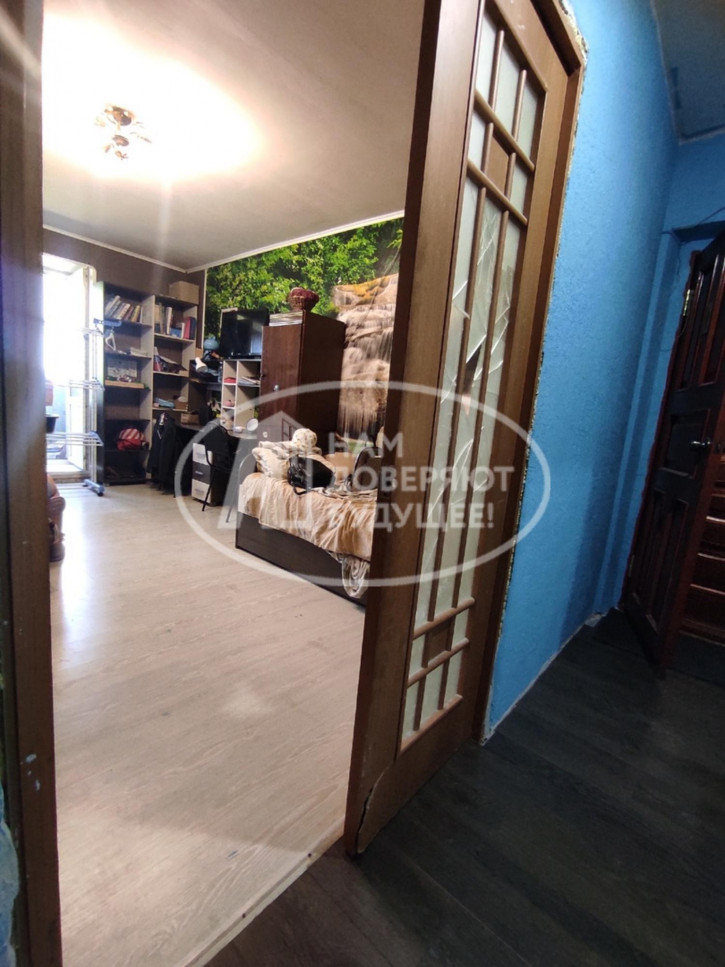 3-комн квартира улица Красногвардейцев, 81