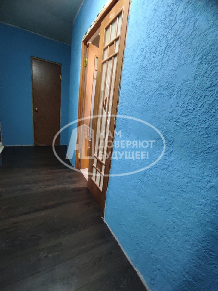 3-комн квартира улица Красногвардейцев, 81