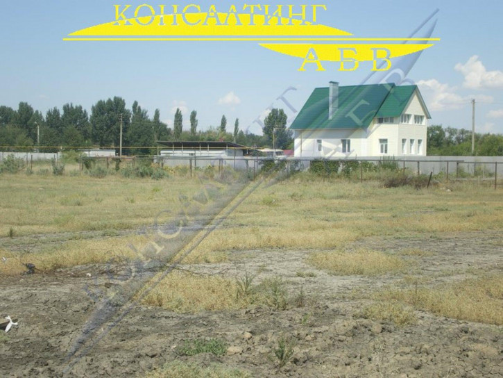Земельный участок Астраханская область, Приволжский район, с. Атал, ул. Полевая д. 2
