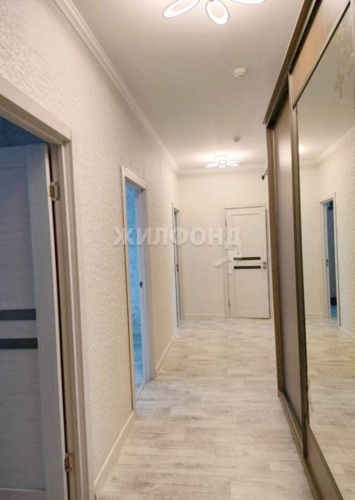 3-комн квартира Дружбы Народов улица, д.40