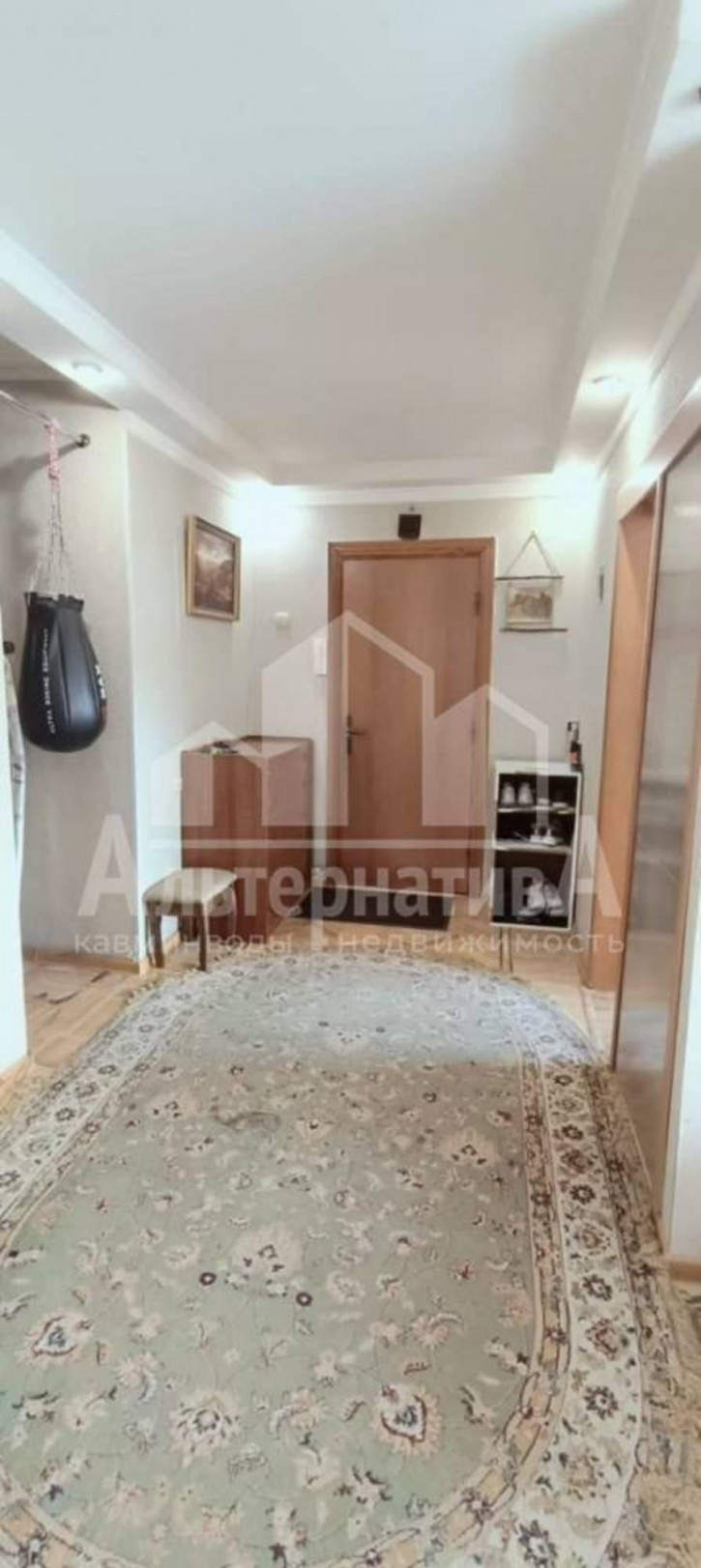 3-комн квартира Жуковского ул.