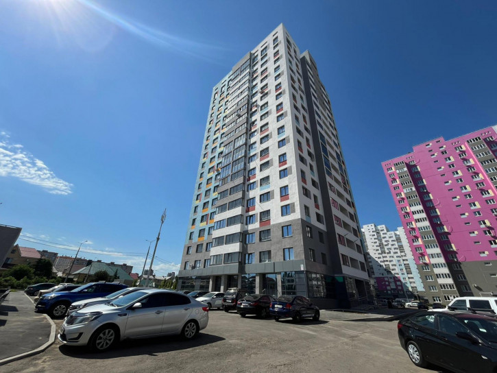 2-комн квартира улица Саморядова, 4