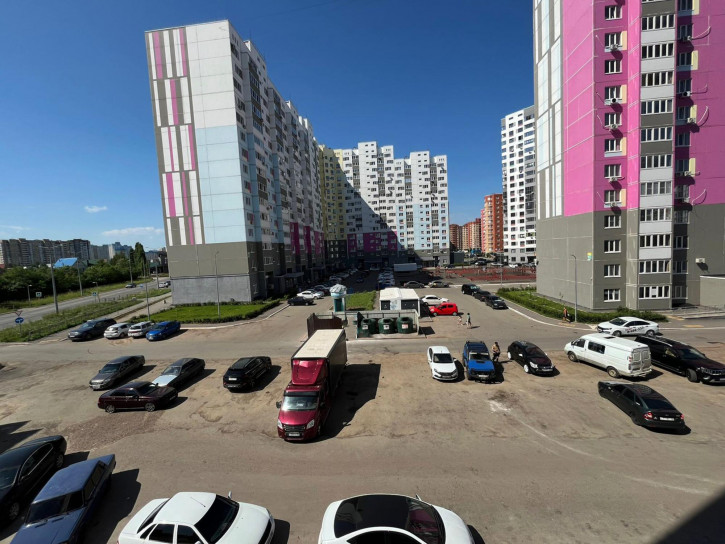 2-комн квартира улица Саморядова, 4