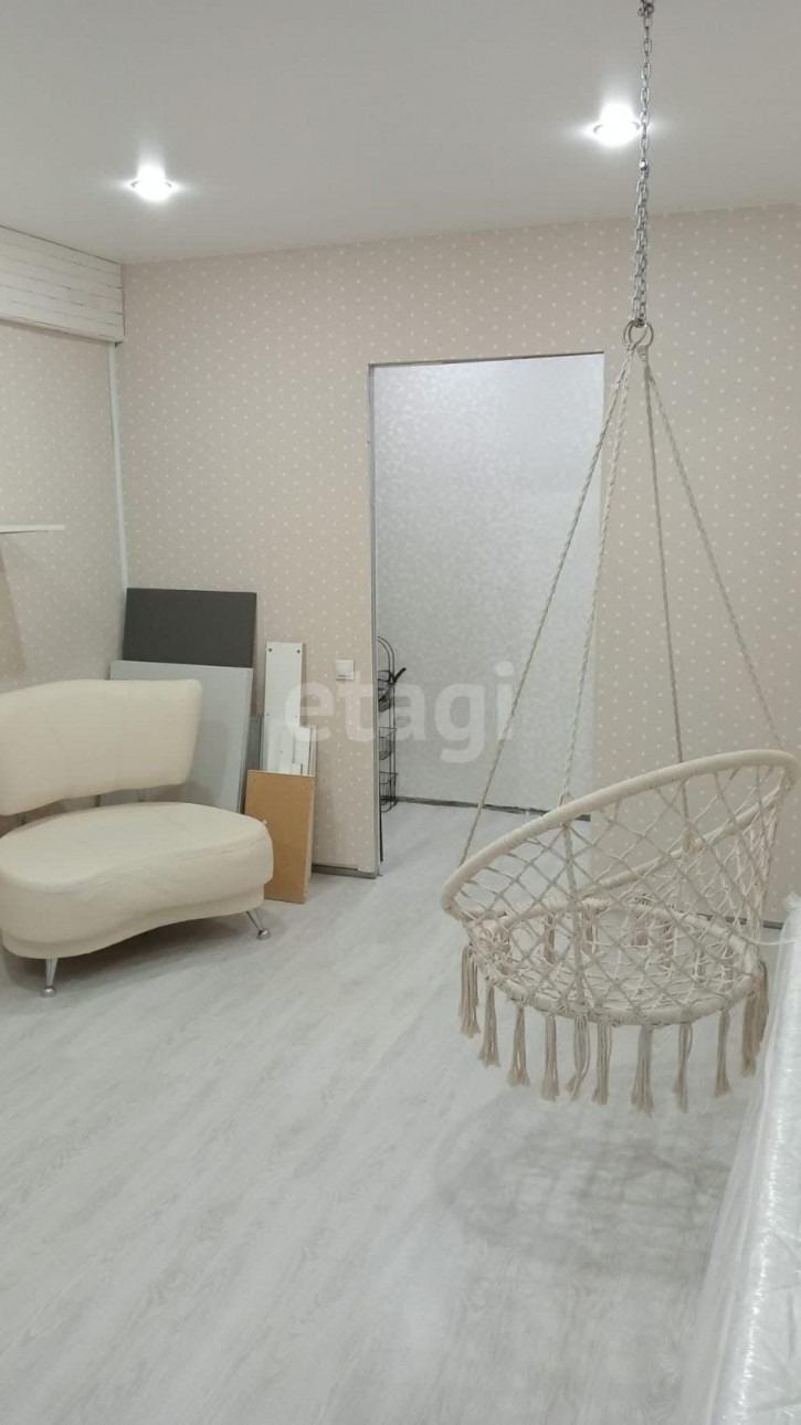 3-комн квартира Магистральная, 76
