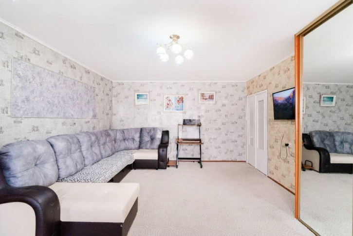 3-комн квартира 12 Декабря, 1