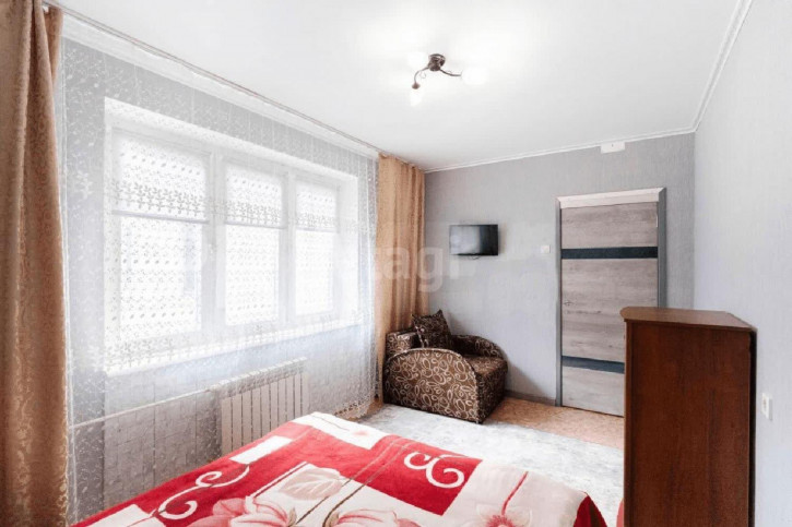 3-комн квартира 12 Декабря, 1