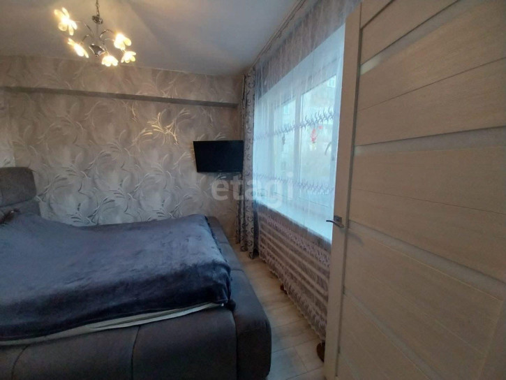 4-комн квартира Глинки, 3б