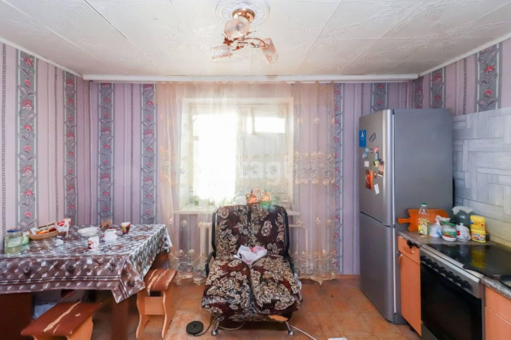 3-комн квартира Республики, 258