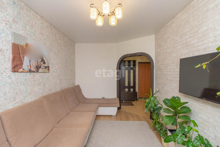 2-комн квартира Беляева, 35/2