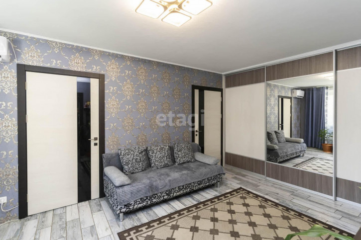 3-комн квартира Павла Шарова, 5