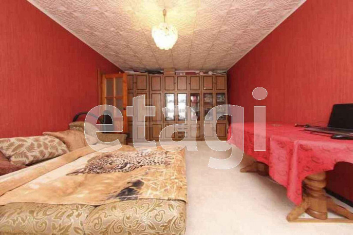 3-комн квартира Бабарынка, 69