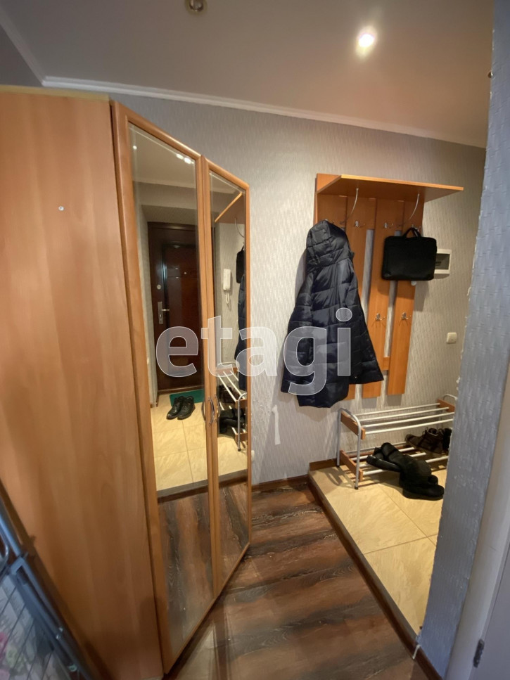 2-комн квартира Геологоразведчиков пр, 9
