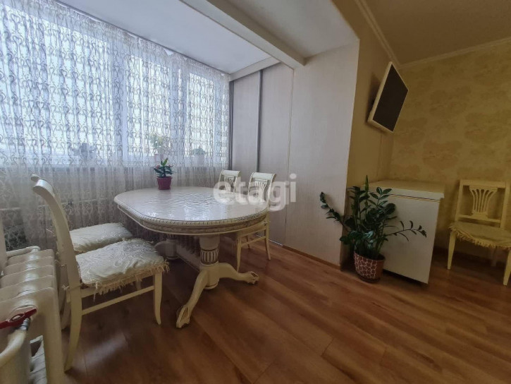 2-комн квартира Блюхера, 2
