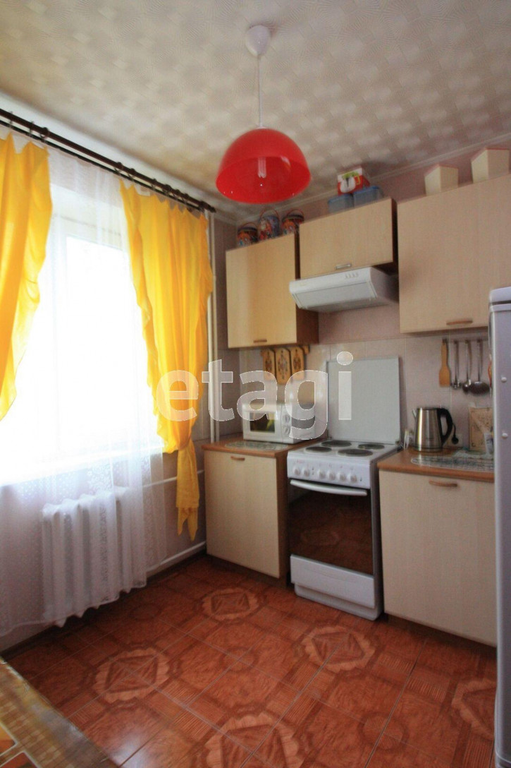 2-комн квартира Солнечный пр., 22