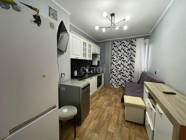 2-комн квартира Обдорская, 5