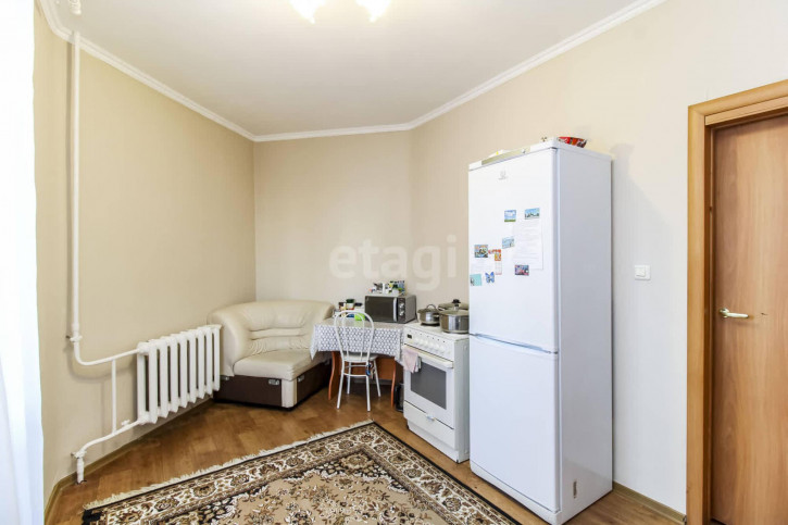 1-комн квартира Маршала Захарова, 11/3