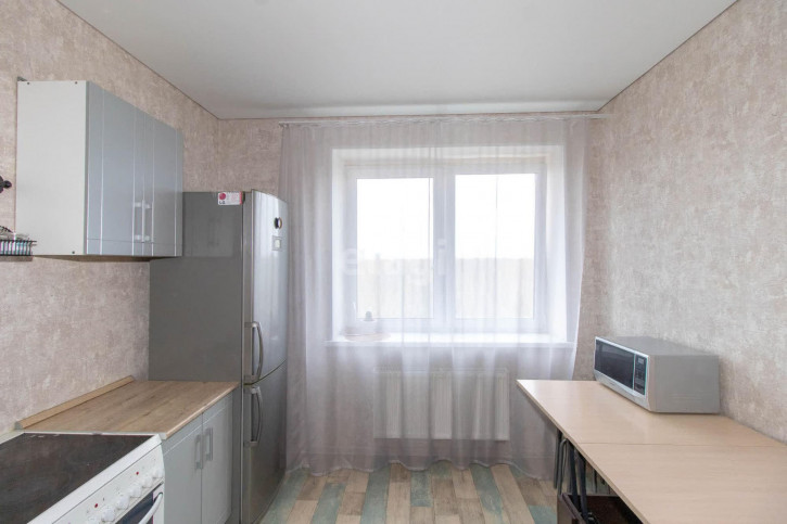 2-комн квартира Мельникайте, 2/14