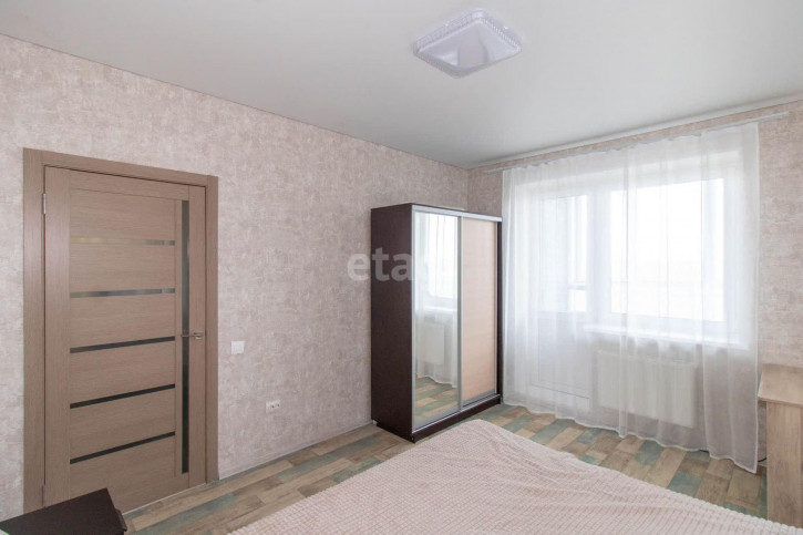 2-комн квартира Мельникайте, 2/14