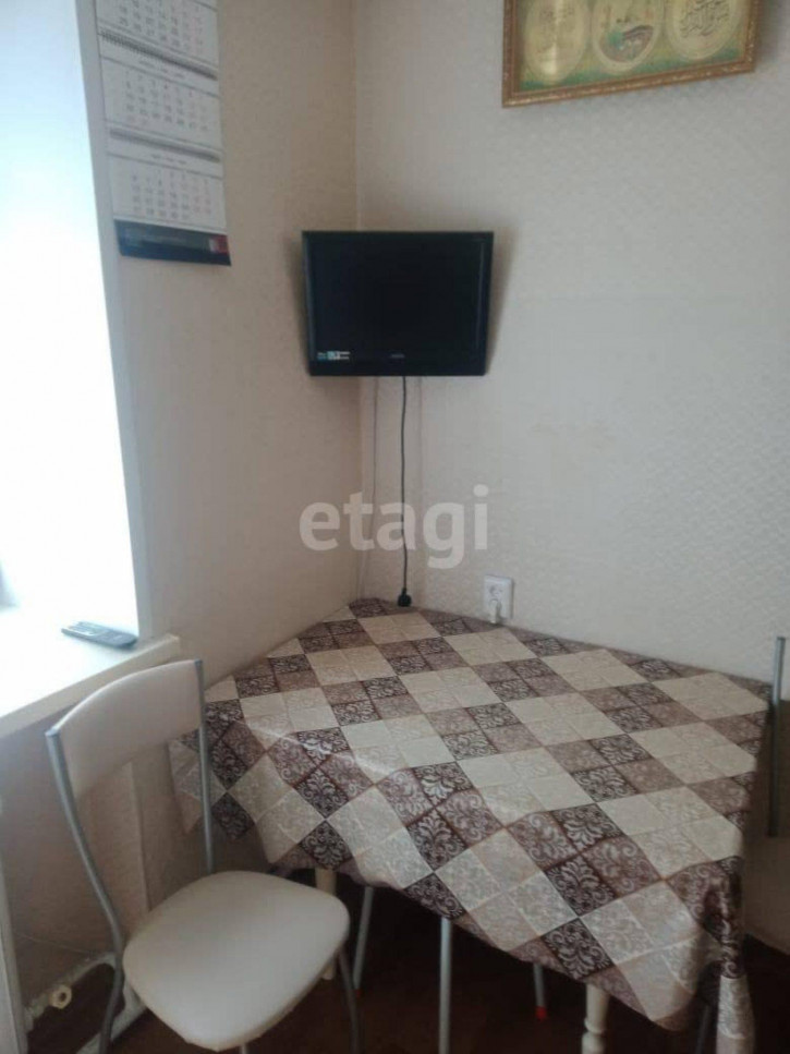 2-комн квартира Новотуринский п., 6
