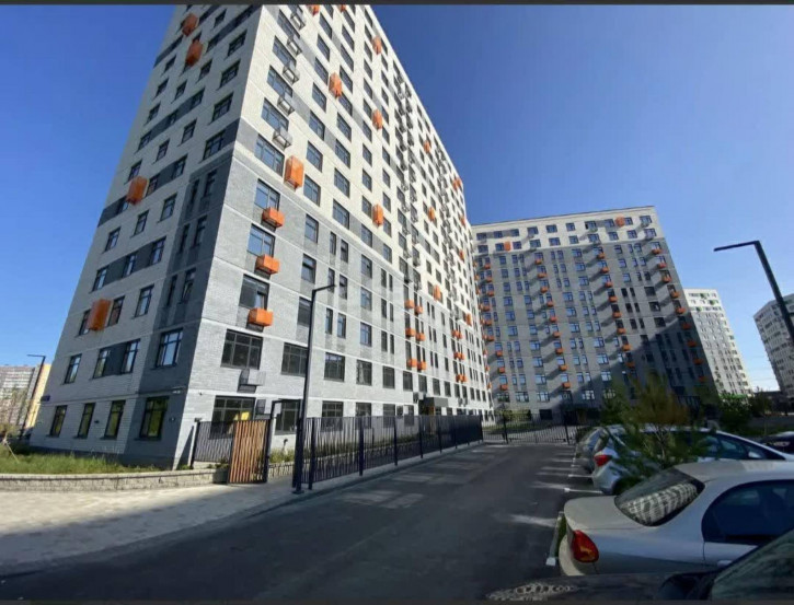 3-комн квартира Первооткрывателей, 8