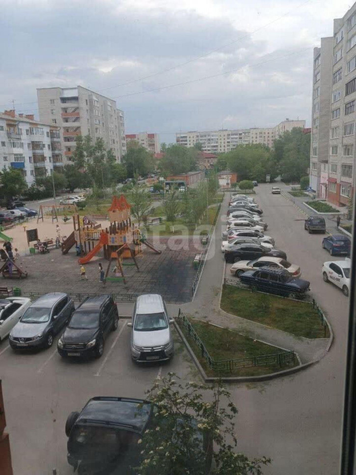 4-комн квартира Сосьвинская, 47