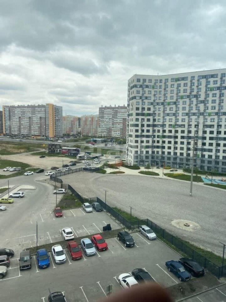 1-комн квартира Первооткрывателей, 8