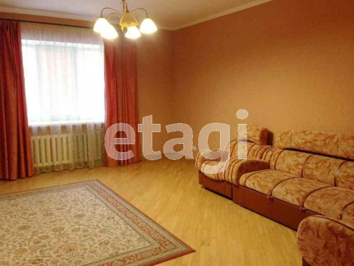 3-комн квартира Грибоедова, 13