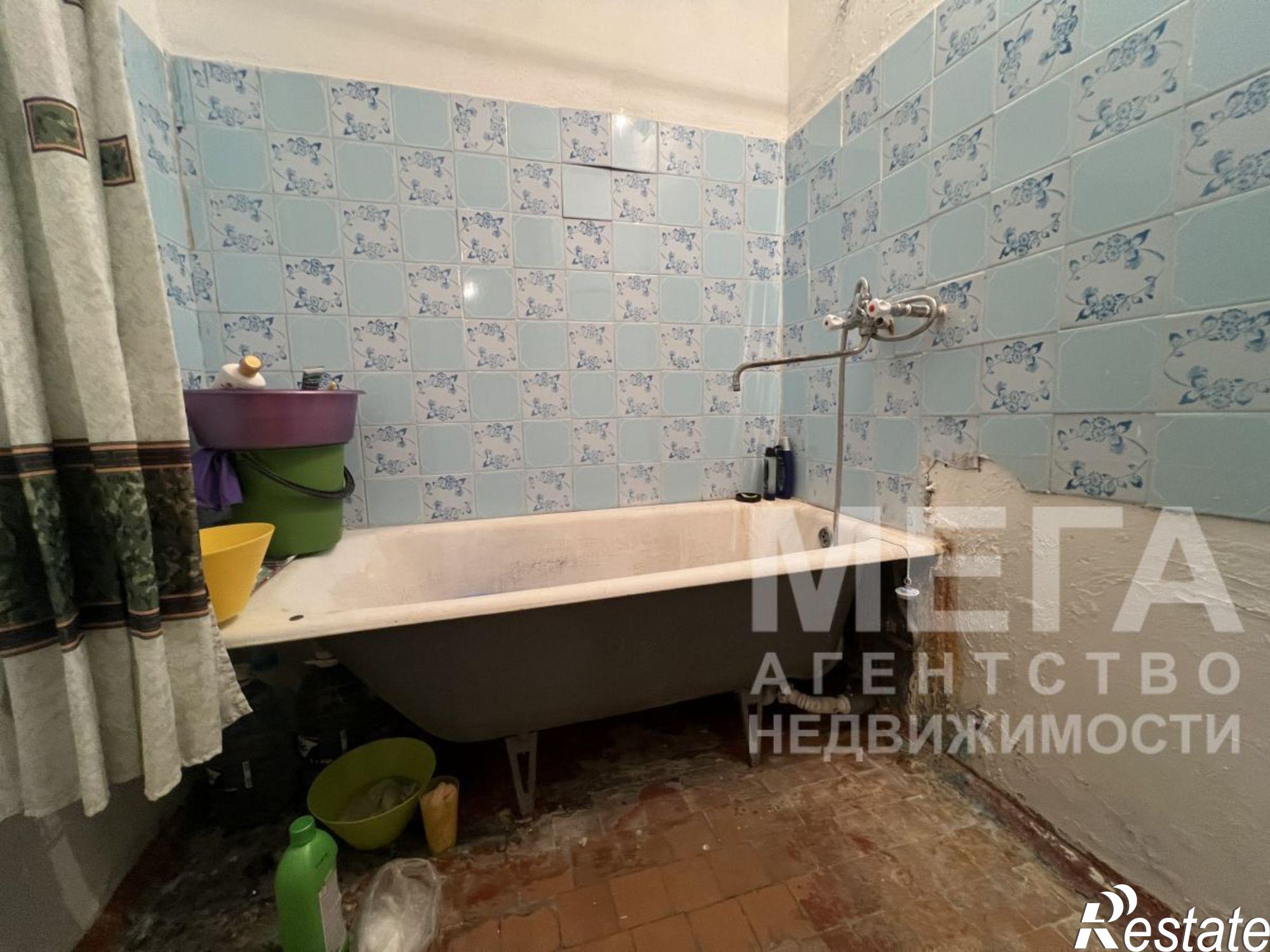 Купить комнату за 1 250 000 рублей на 40-летия Победы ул, 36В