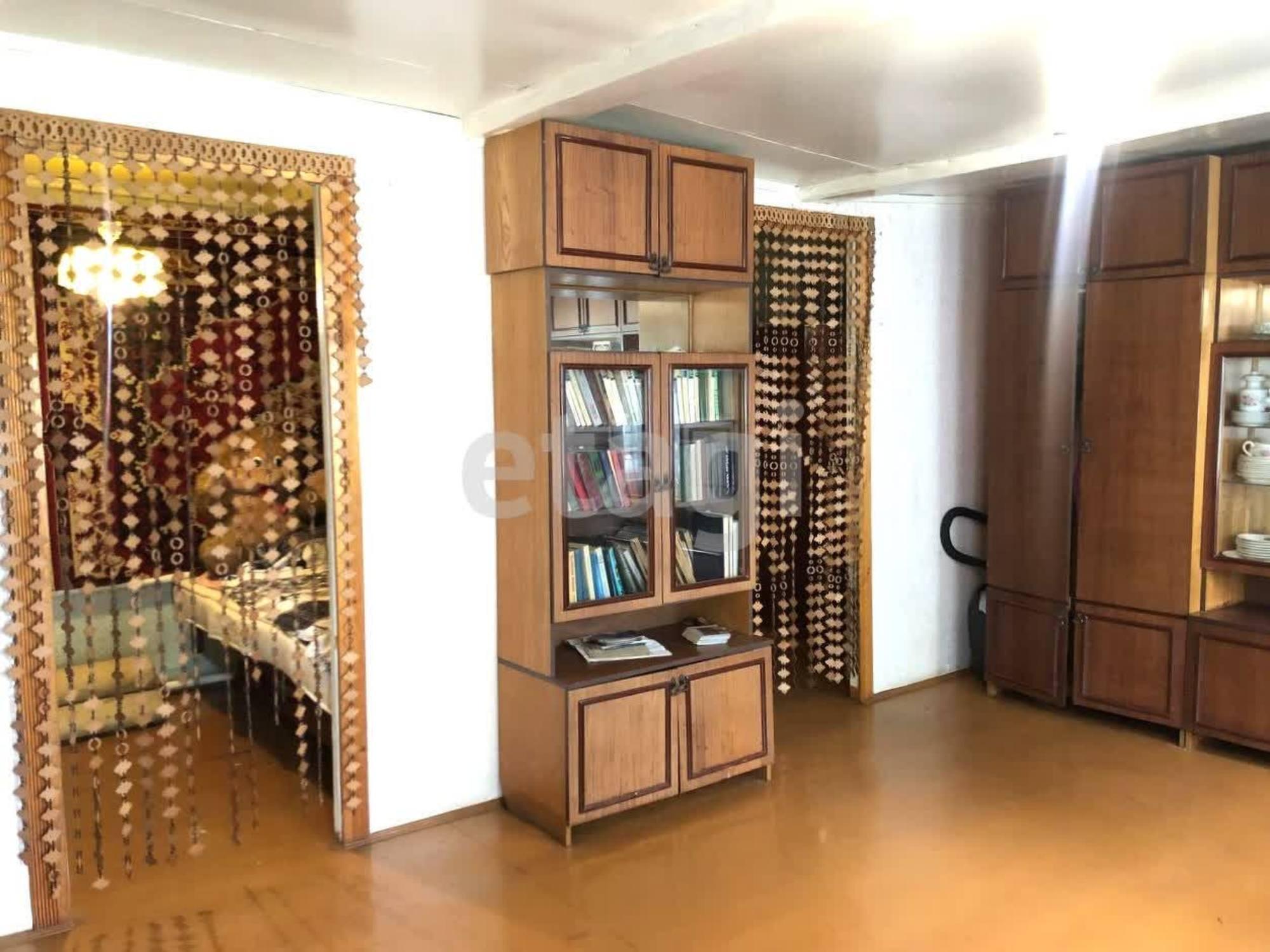 Купить дачу, дом, коттедж за 1 900 000 рублей на улица Мейпариани