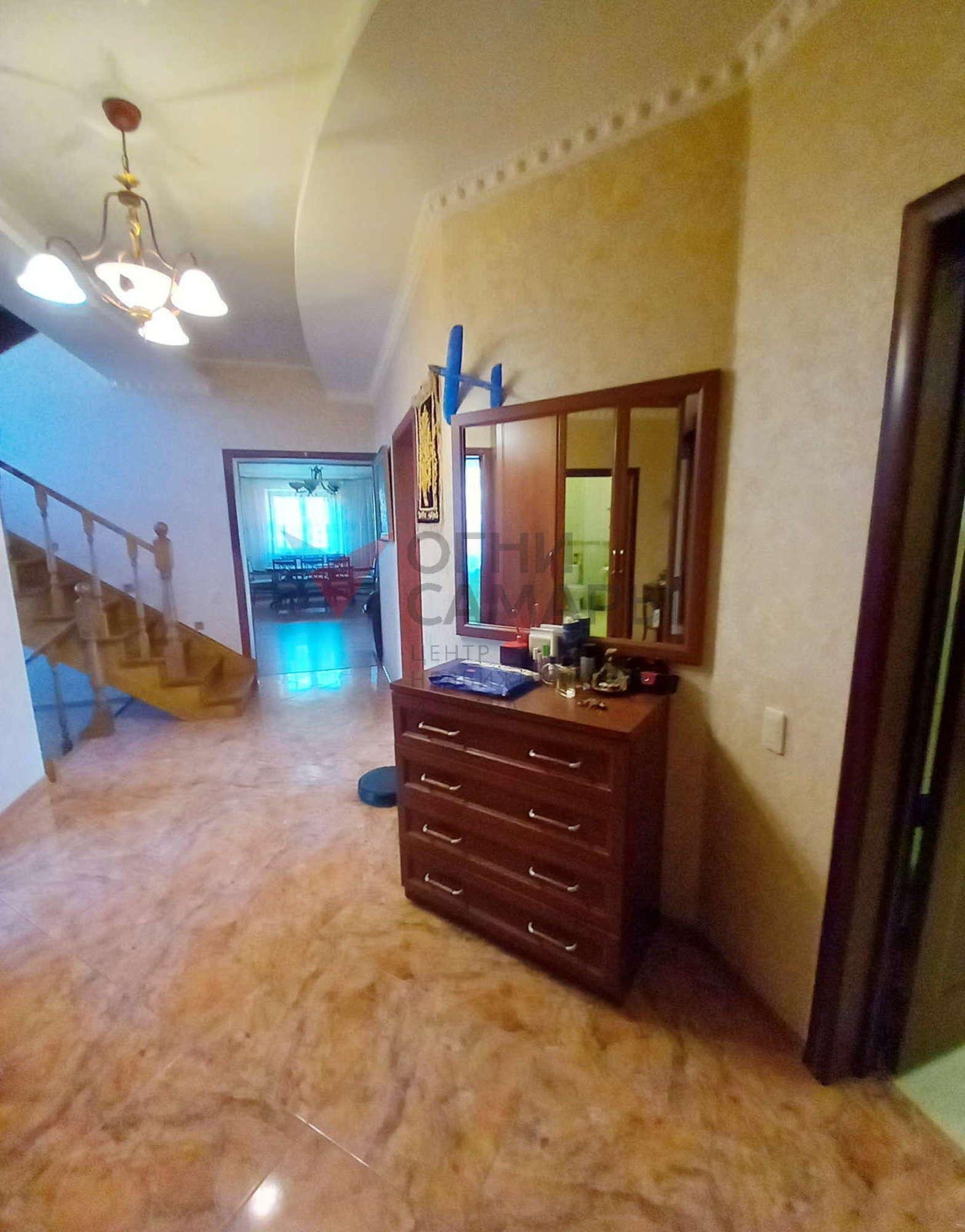 Купить дачу, дом, коттедж за 32 000 000 рублей на Молодёжная улица, 5