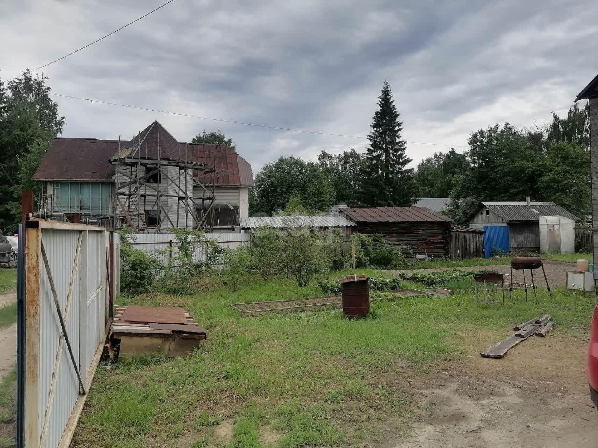 Купить дачу, дом, коттедж за 4 900 000 рублей на Заводская улица
