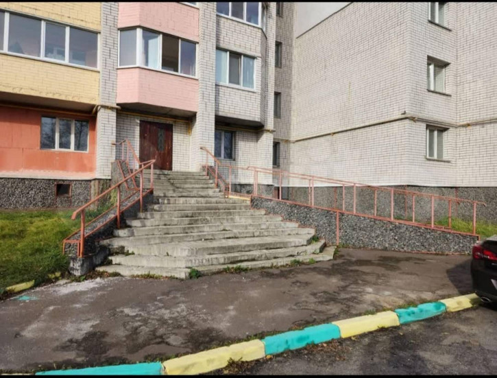 3-комн квартира Белобережская улица