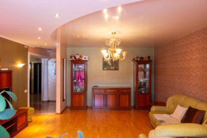 3-комн квартира Карла Маркса проспект, 55