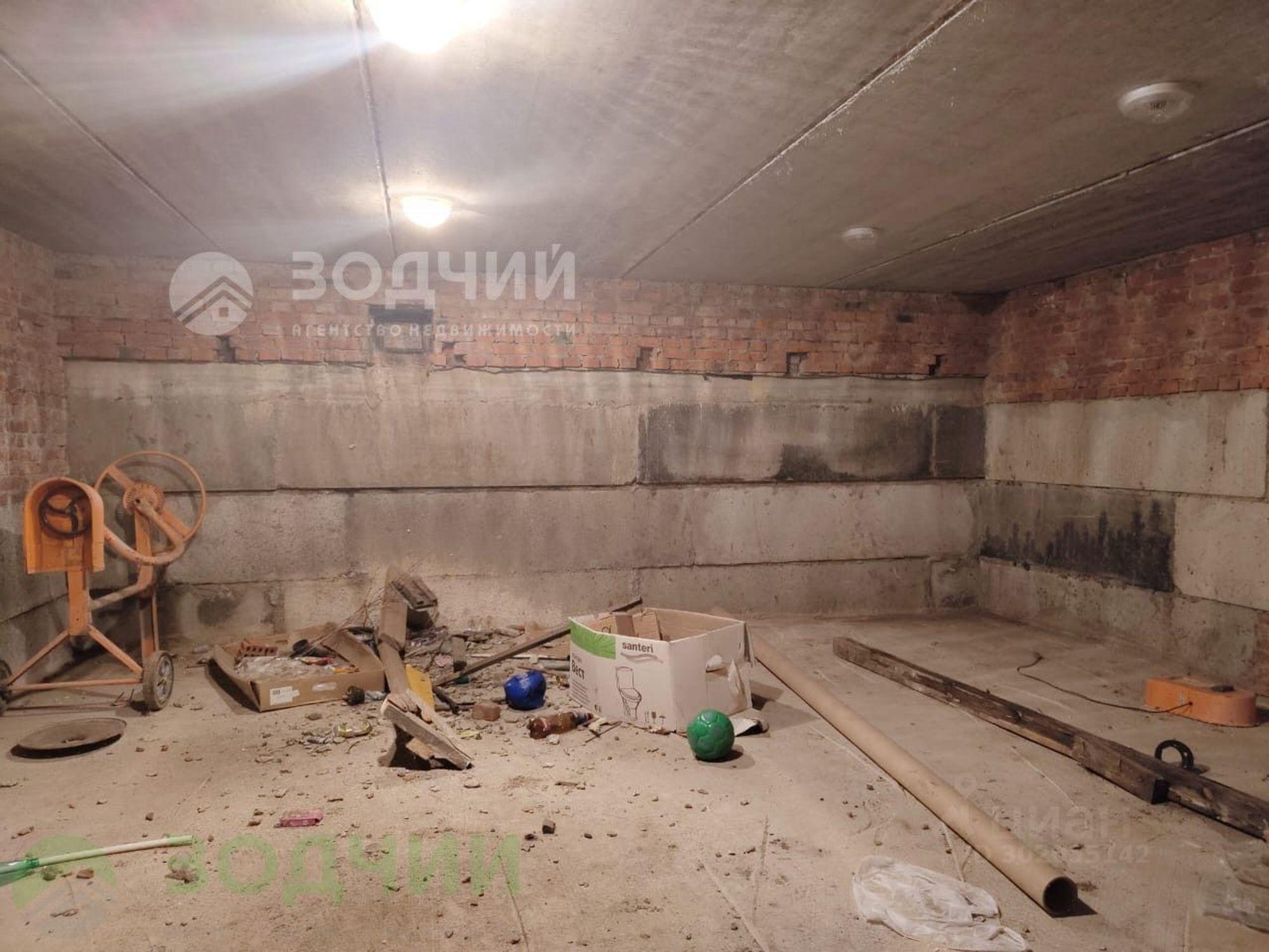 Купить складское помещение за 2 190 190 рублей на мкр Кабалина, 1