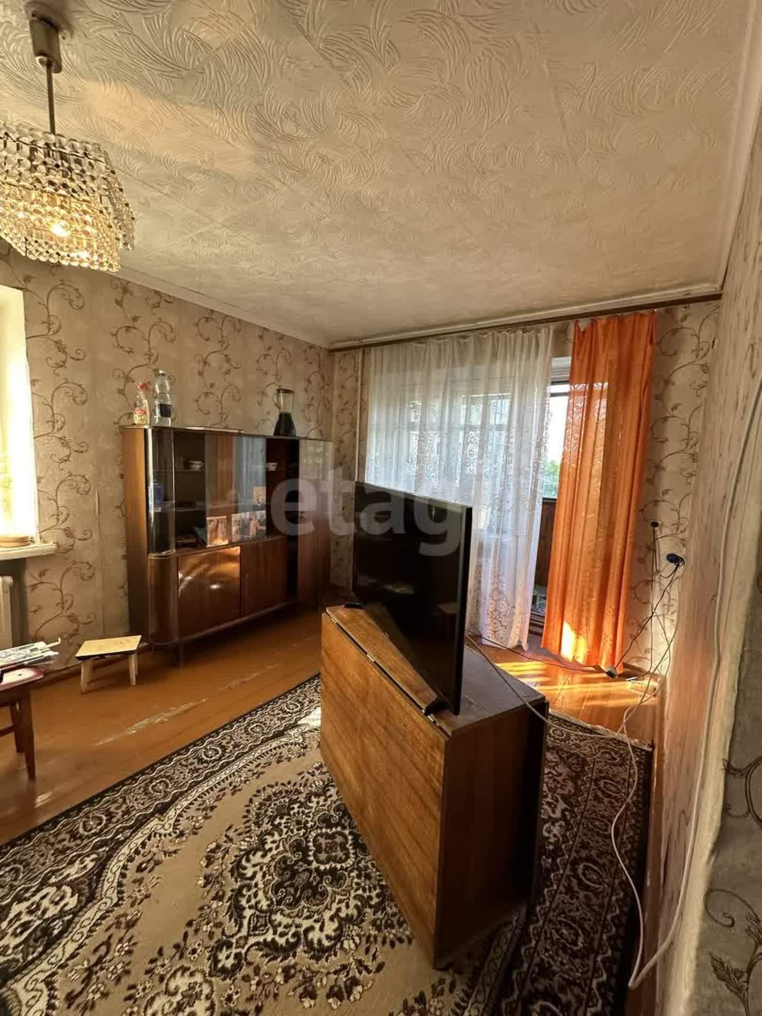 Купить квартиру за 3 000 000 рублей на Декабристов, 154