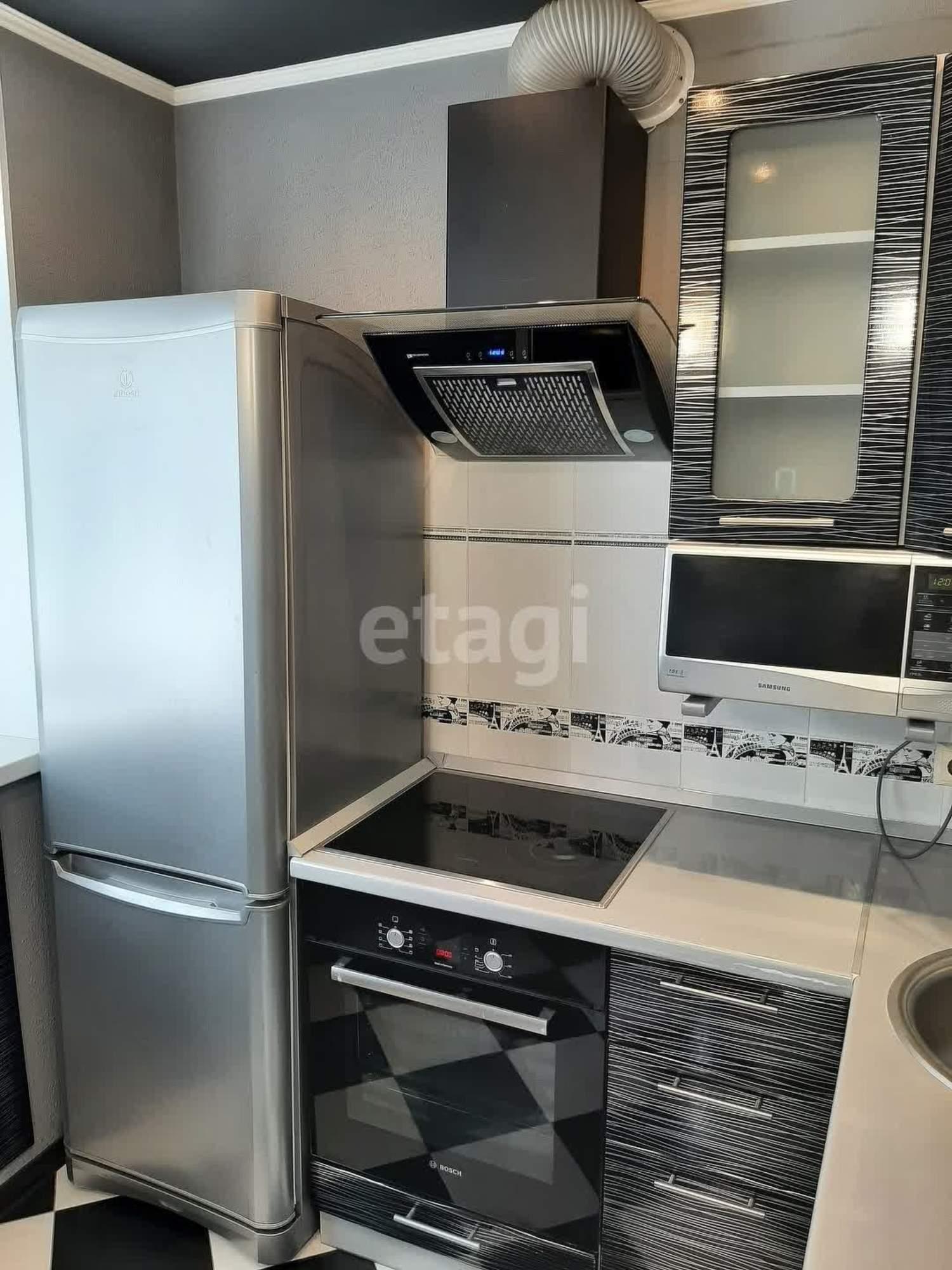 Купить квартиру за 4 100 000 рублей на Серова, 19