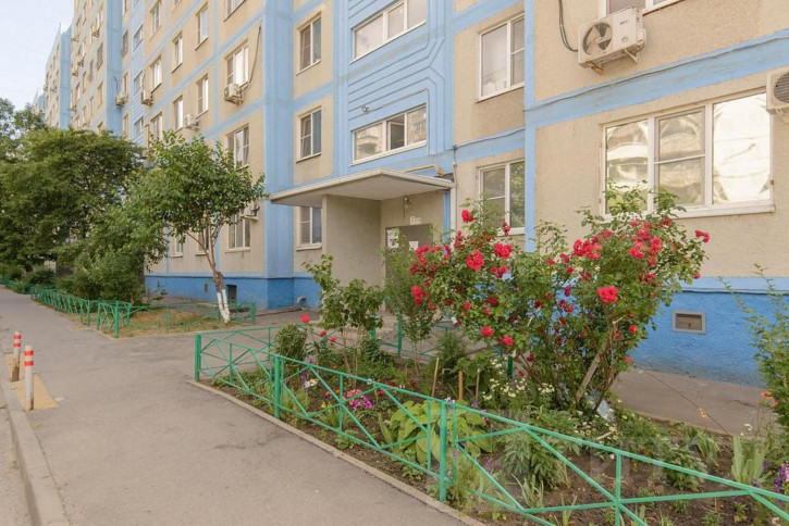 3-комн квартира Орджоникидзе