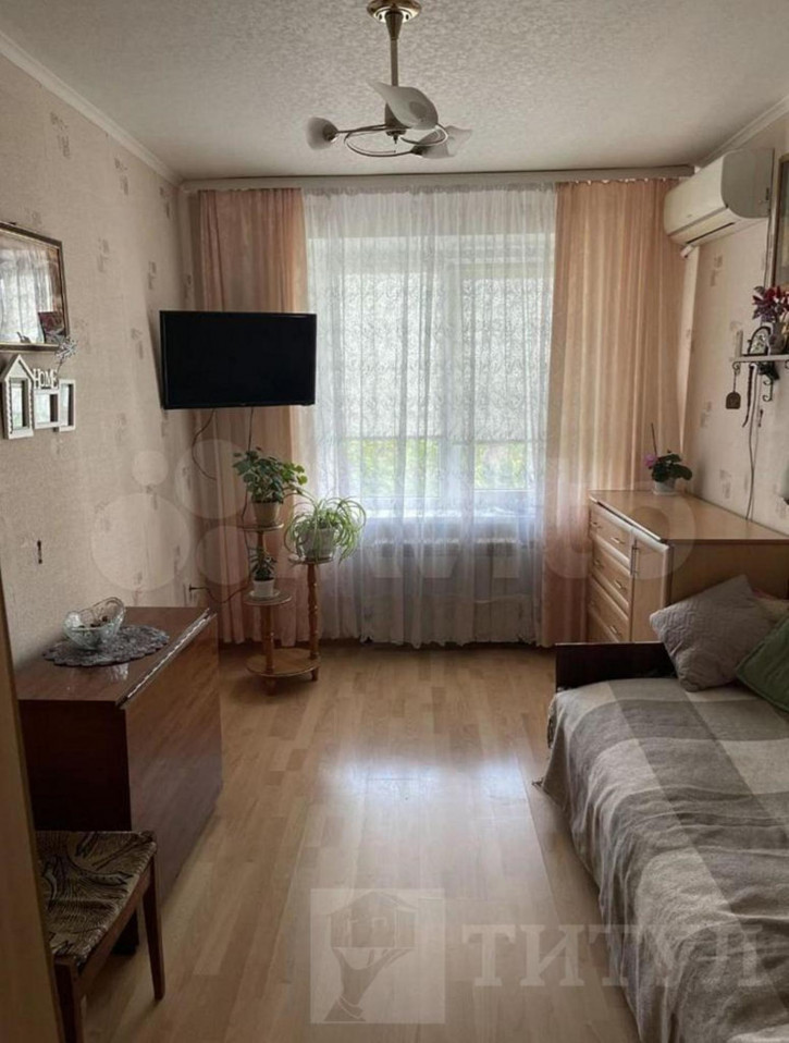 3-комн квартира Орджоникидзе