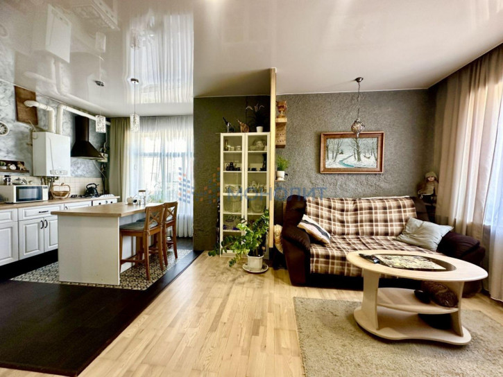 3-комн квартира Парниковый пер, 8