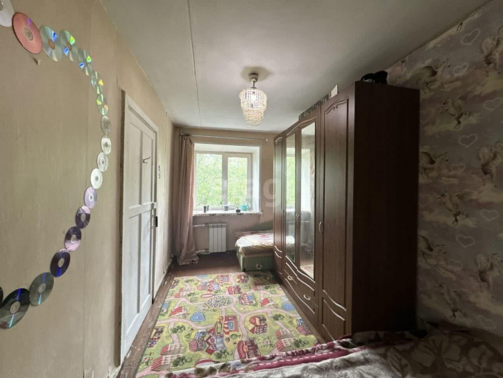 2-комн квартира Титова, 23