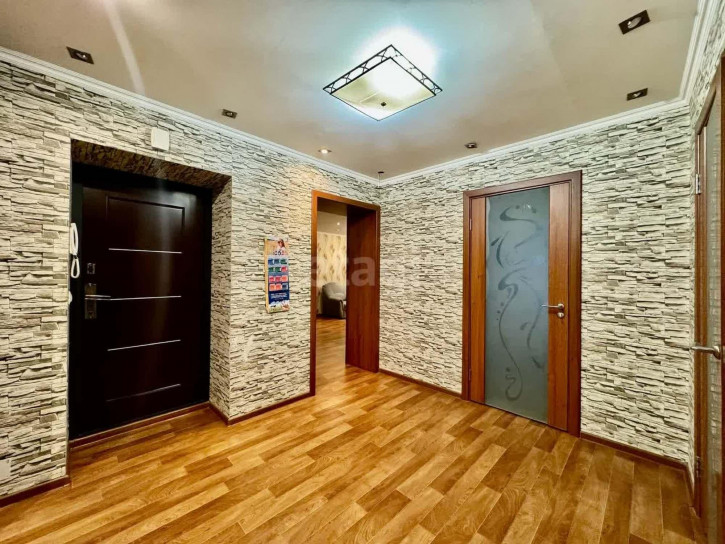 3-комн квартира Самарцева, 3