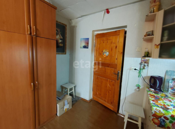 Комната Фабричная, 22