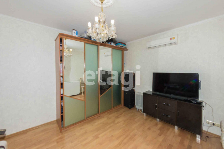 2-комн квартира Широтная, 92/1