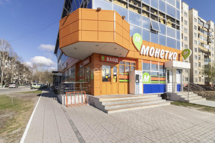 2-комн квартира Монтажников, 8